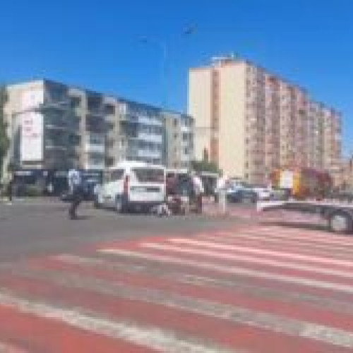 Accident rutier la intersecția străzilor Calea București cu Zorilor