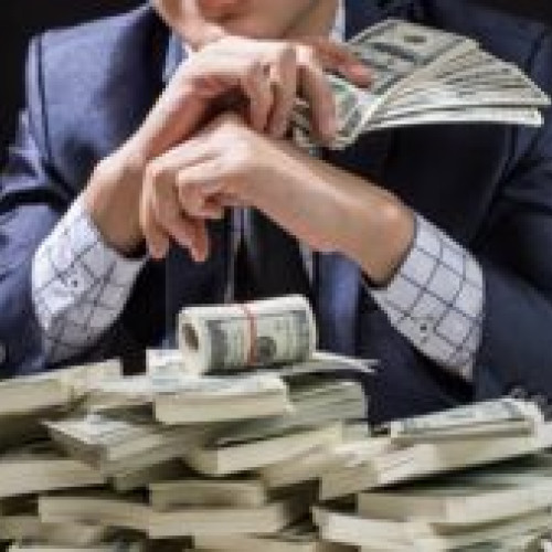 Salariul uriaș al unui bugetar român: 36.000 de euro pe lună
