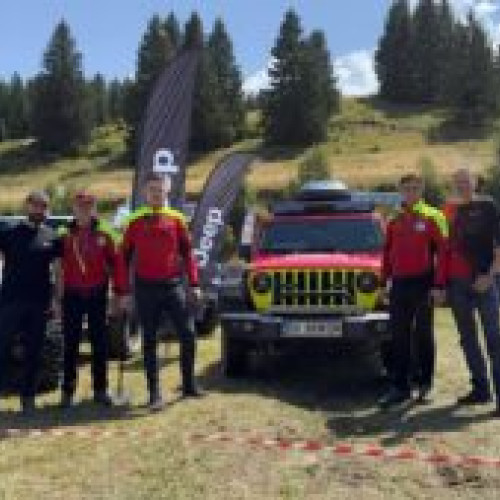 Salvatorii montani brașoveni au testat autospeciala Salvamont la OUTDOORZ 2024