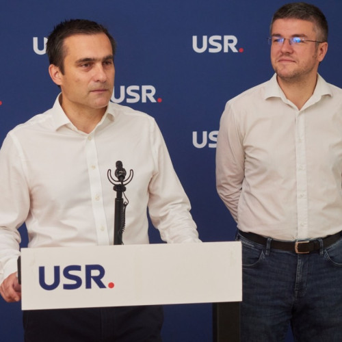 Conferință de presă comună USR Brașov: Allen Coliban și Irineu Darau discută despre alegeri și viitorul județului