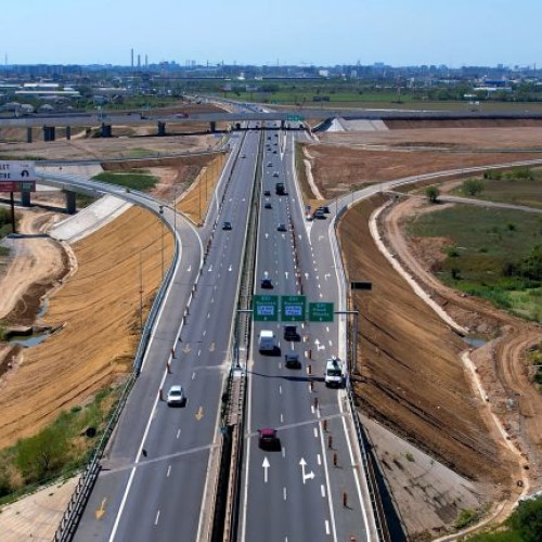 România va finaliza anul cu aproximativ 300 de kilometri de autostradă și drum expres