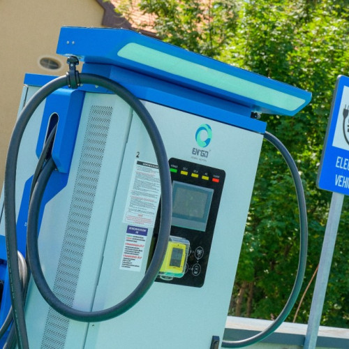 Primăria Brașov lansează un program extins pentru dezvoltarea unei rețele de stații de încărcare