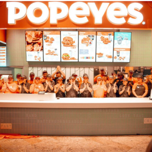 Popeyes se extinde în România cu deschiderea de restaurante la Brașov și Ploiești
