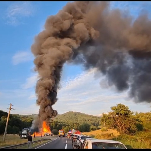 Trafic blocat în zonă, autoritățile investighează
