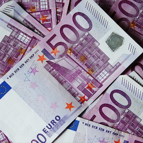 Românii din străinătate contribuie semnificativ la economia țării