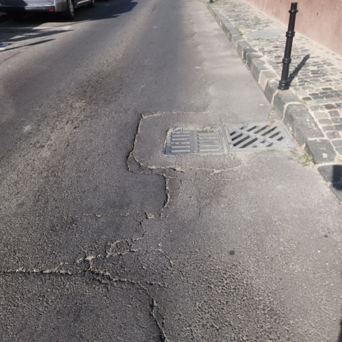 Încep lucrările de reparatii pe strada Castelului din Brașov