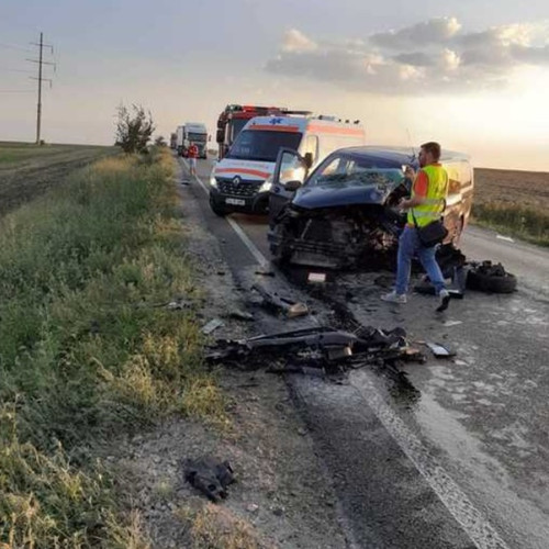 Accident tragic pe DN 2, în Suceava: doi morți și opt răniți