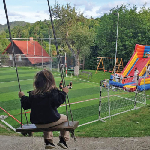 Joy Academy din Brașov extinde serviciile cu petreceri pentru copii