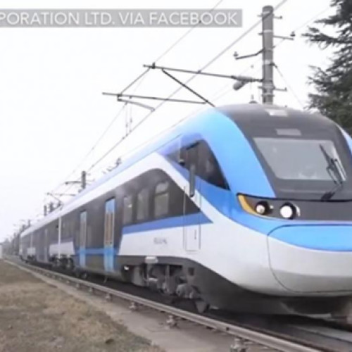 Primul tren electric chinezesc va circula pe calea ferată din România