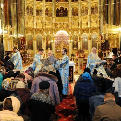 Salariile preoților din Biserica Ortodoxă Română: discrepanțe majore între ranguri