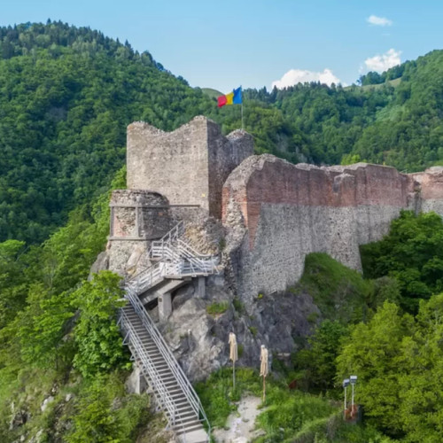 Cetatea Poienari, &quot;adevăratul castel al lui Dracula&quot;, se redeschide după restaurare