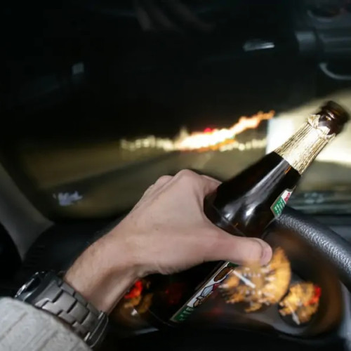 Bărbat reținut pentru conducere fără permis și consum de alcool în Făgăraș