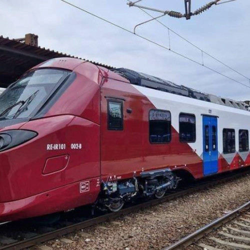 Primul tren Coradia Stream ar putea circula cu călători în noiembrie