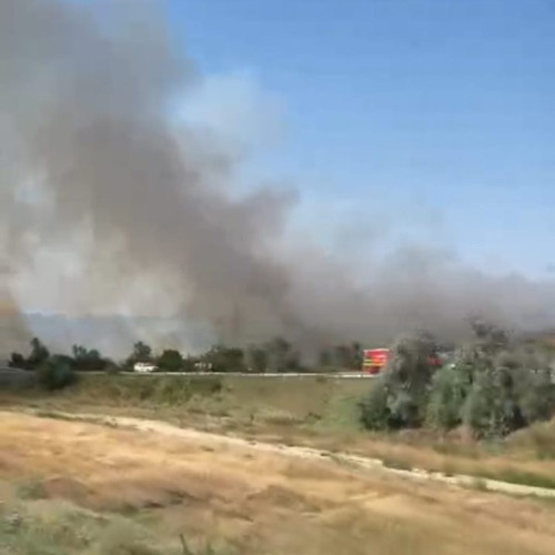 Incendiu la un tren de pasageri: evacuarea a fost realizată în siguranță