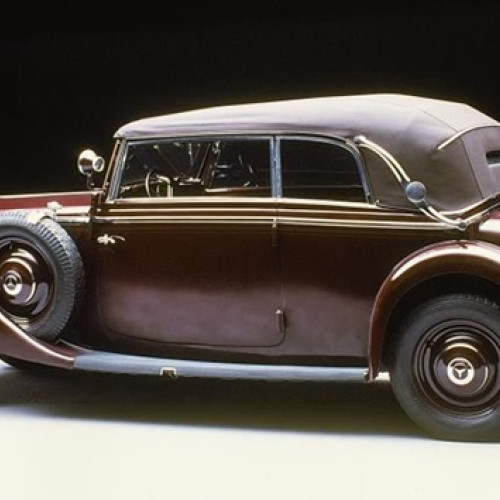 Un Mercedes-Benz 230 B Cabrio din 1937, cel mai vechi autoturism &quot;old timer&quot; înmatriculat în septembrie la Brașov