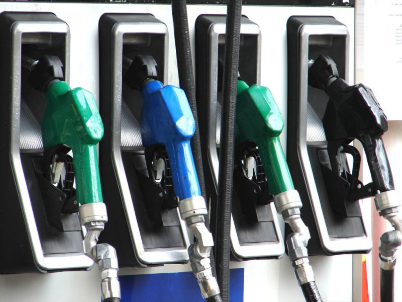 Scumpiri iminente pentru benzina, motorina și gazele naturale în România