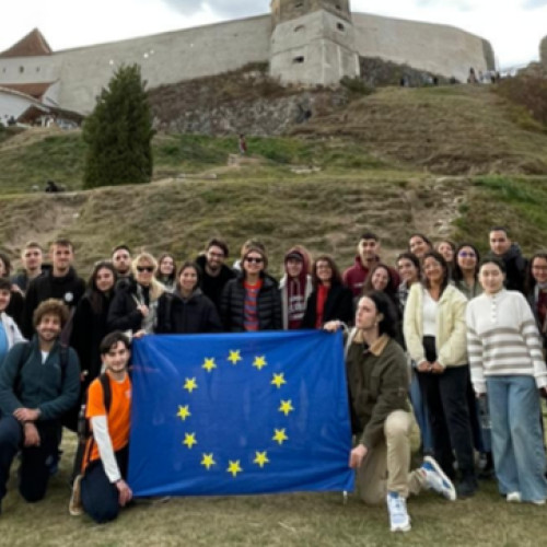 Peste 600 de studenți europeni se reunesc la Râșnov pentru Erasmus Generation Summit