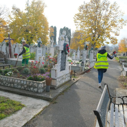 Pregătiri pentru Luminatia și Moșii de Iarnă în Brașov