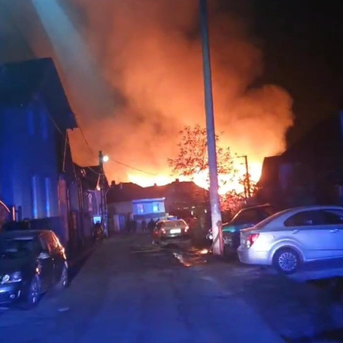 Incendiu devastator în localitatea Holbav, județul Brașov