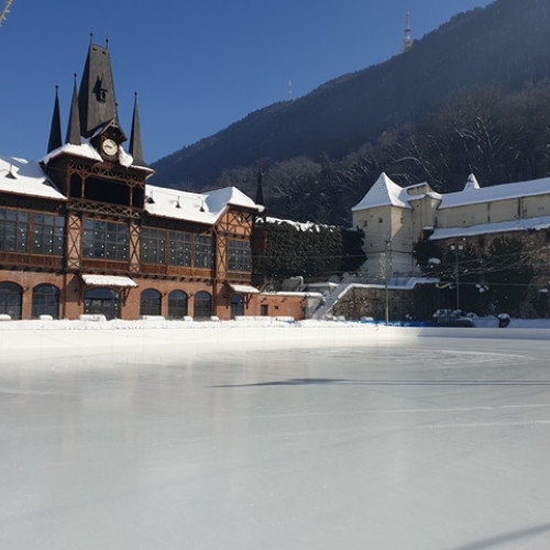 Patinoarul Olimpia își deschide porțile cu evenimente festive pentru brașoveni