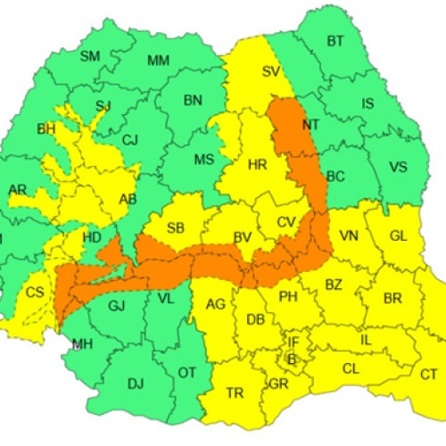 Cod galben și portocaliu de ninsori și viscol în România, valabile până miercuri dimineața