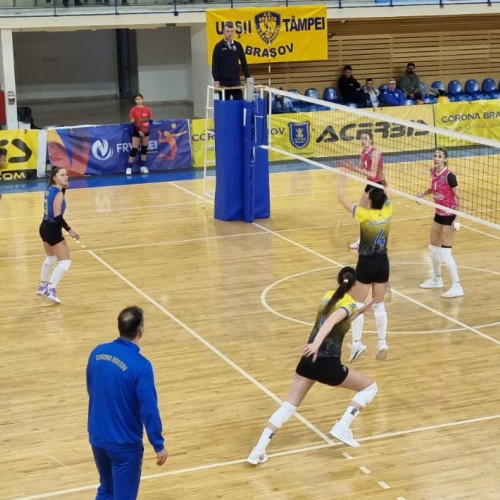 Lupta pentru semifinale în voleiul feminin continuă
