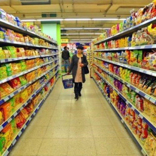 Controale stricte în supermarketurile din Brașov, descoperiri alarmante