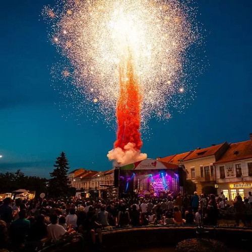Paradă în costume de epocă, festival culinar, concerte și o roată panoramică, atracțiile din cadrul Zilelor Târgu Secuiesc/ Cu ocazia sărbătorii, va fi lansată și o bere specială, produsă în ediţie limitată