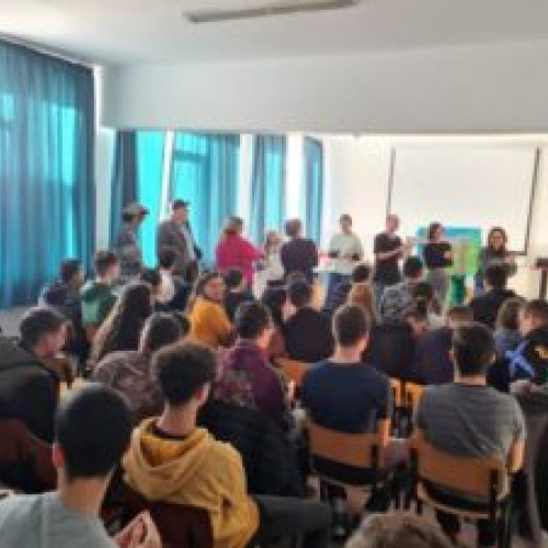 Asociaţia Culturală organizează spectacol pentru elevii de la Şcoala Profesională Specială Codlea pentru a dezvolta abilităţile interculturale