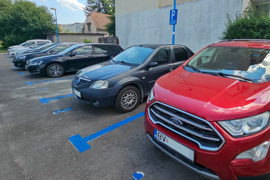Brașov avansează în licitația locurilor de parcare de reședință