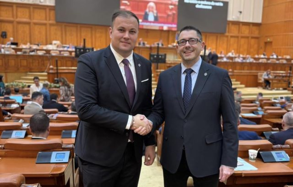 Sebastian Rusu: Limită de maximum 12 ore de muncă pe zi în sectorul public și companiile de stat – Guvernul Bolojan susține proiectul legislativ