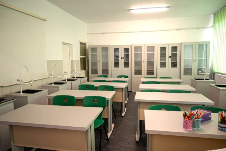 Mobilier modern pentru școlile speciale și Palatul Copiilor din Brașov