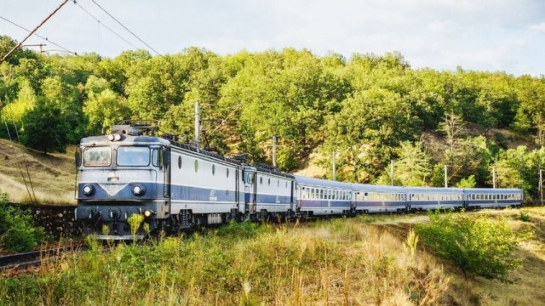 Modificări în circulația trenurilor Interregio pe Magistrala 400 din cauza unor lucrări feroviare