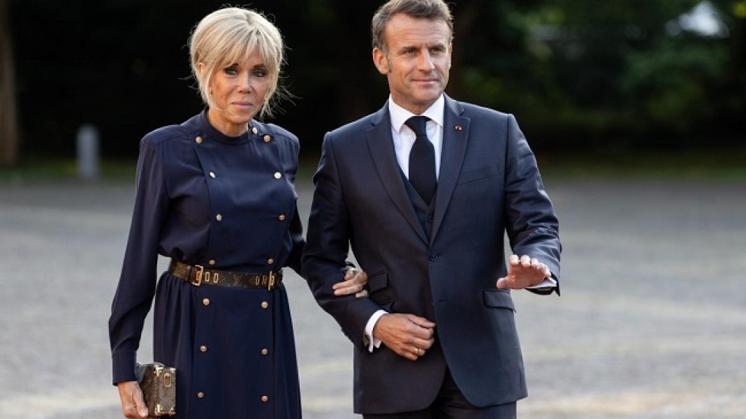 Macron va prezenta dovezi științifice că soția sa este femeie într-un proces de defăimare