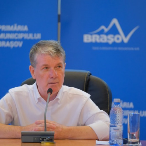 Primăria Brașov propune parteneriat pentru absorbante gratuite în școli