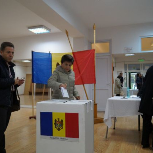 Ambasadorul Republicii Moldova îndeamnă diaspora din România să voteze la alegerile de duminică