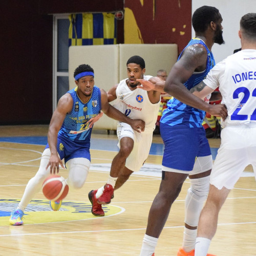 CSA Steaua Sharks București s-a calificat în turul al doilea al Cupei României la baschet