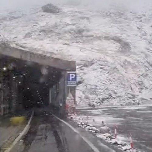 Traficul pe Transfăgărășan se desfășoară normal, dar se va închide în 1 noiembrie