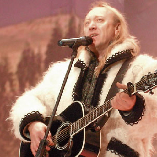 Ștefan Hrușcă pornește un turneu național de colinde în decembrie