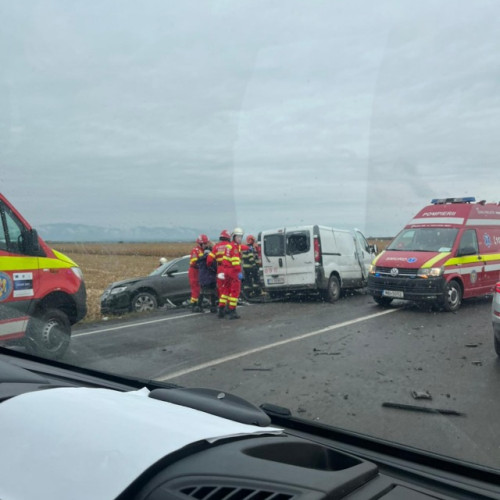 Accident rutier pe DN13 între Stupini și Feldioara cu trafic îngreunat