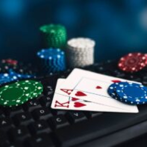 Evoluția spectaculoasă a jocului de poker în România: De la origini până la popularitatea din zilele noastre