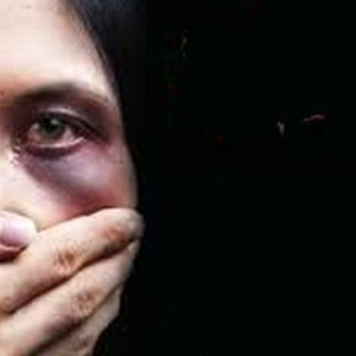 Bărbat din Brașov reținut pentru violență în familie și distrugere de bunuri