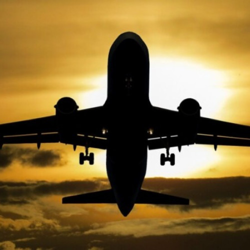 Panică în avionul Cluj-Catania din cauza turbulențelor puternice