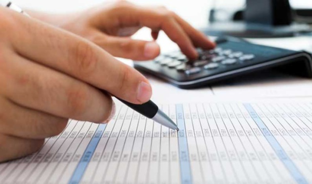 Numărul firmelor dizolvate a crescut cu peste 33% până în august 2025