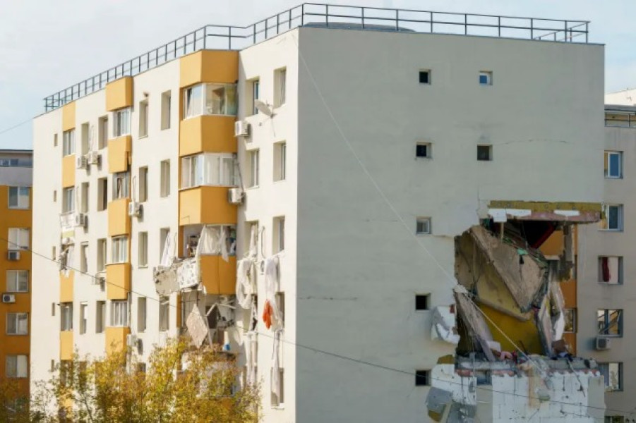 Primele audieri în cazul exploziei din Rahova; pericol de prăbușire a blocului