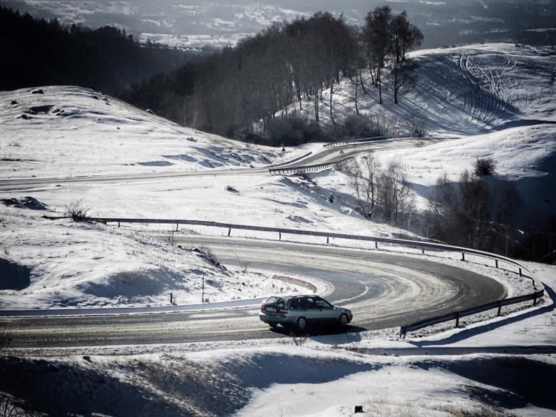Transfăgărășanul și Transalpina, închise temporar de luni din cauza vremii