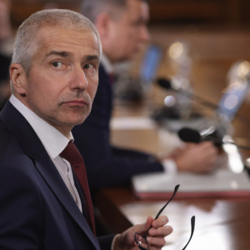 Curtea Constituțională oprește temporar reforma pensiilor speciale din cauza unei erori procedurale