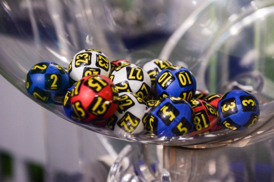 Premii importante la Loto 6/49 și Joker, cu reporturi de milioane de euro