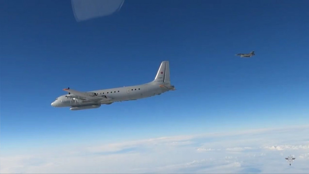 Avioane franceze Mirage 2000 au interceptat un avion rusesc de spionaj de tip Il-20 în largul coastei Estoniei - VIDEO