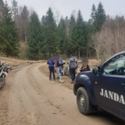 Aproximativ 65 de sancțiuni contravenționale în valoare de 36700 de lei date de jandarmii din Brașov în acest weekend!